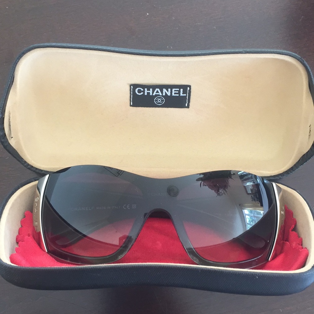 Chanel Quilted Wrap Sunglasses with Case